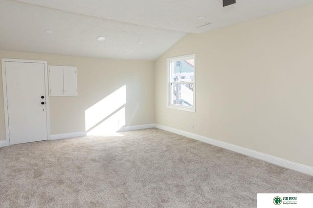 317 E 16th Street, York, NE 68467