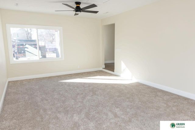 317 E 16th Street, York, NE 68467