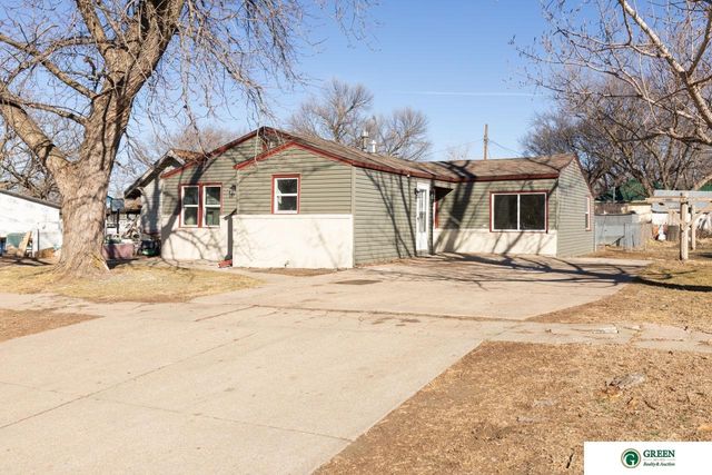317 E 16th Street, York, NE 68467
