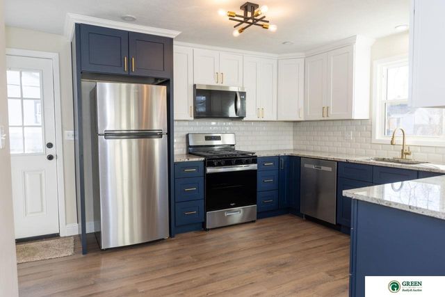 317 E 16th Street, York, NE 68467