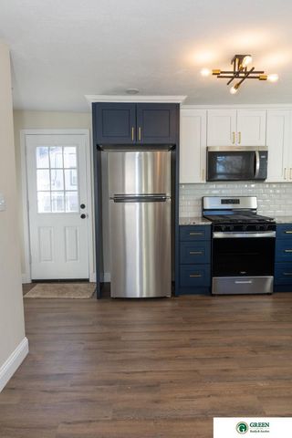 317 E 16th Street, York, NE 68467