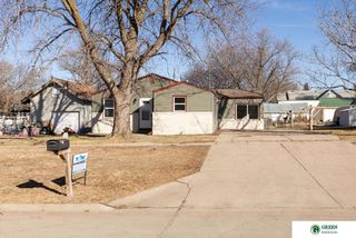 317 E 16th Street, York, NE 68467