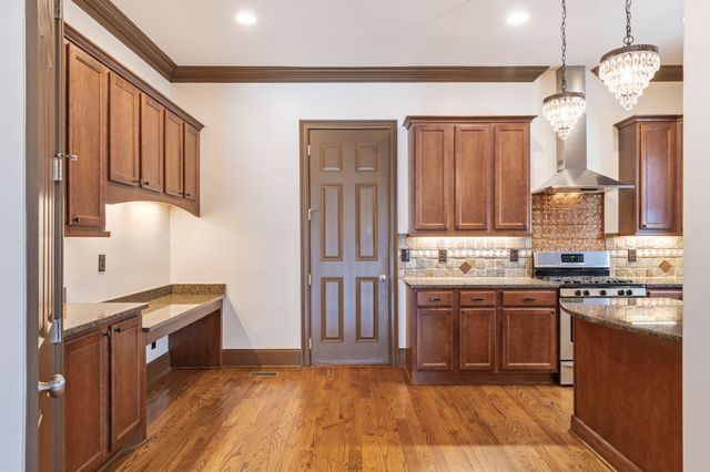 1100A W Grove Ave, Nashville, TN 37203