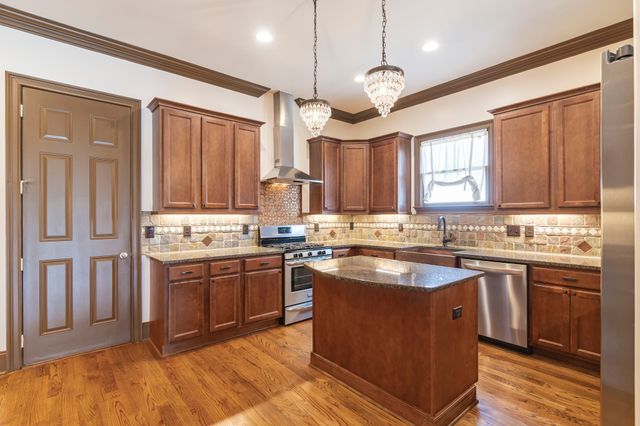 1100A W Grove Ave, Nashville, TN 37203