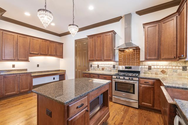 1100A W Grove Ave, Nashville, TN 37203