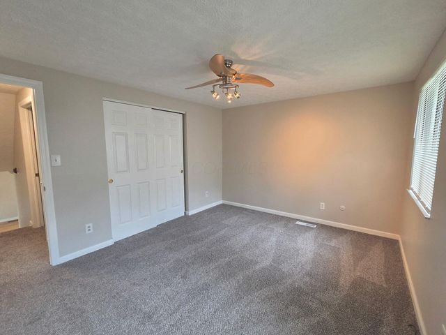 5225 Wolf Run, Columbus, OH 43230