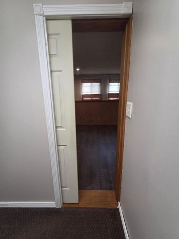 5225 Wolf Run, Columbus, OH 43230
