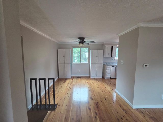 5225 Wolf Run, Columbus, OH 43230
