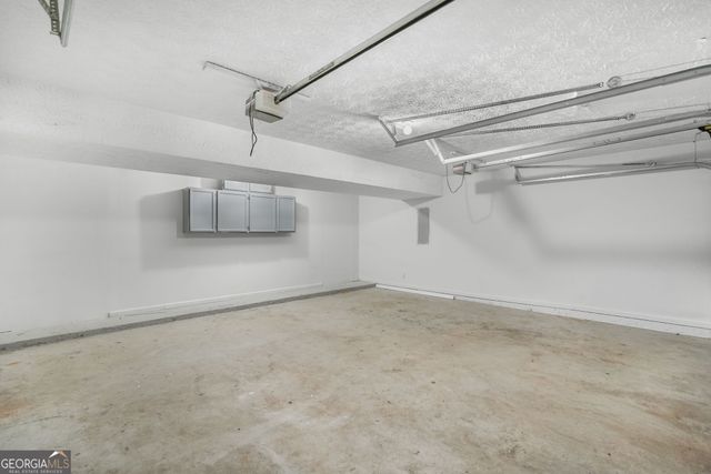 510 Saint James Court, Lawrenceville, GA 30044
