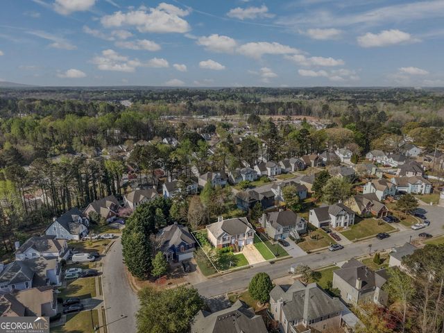 510 Saint James Court, Lawrenceville, GA 30044