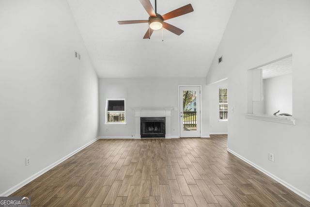 510 Saint James Court, Lawrenceville, GA 30044