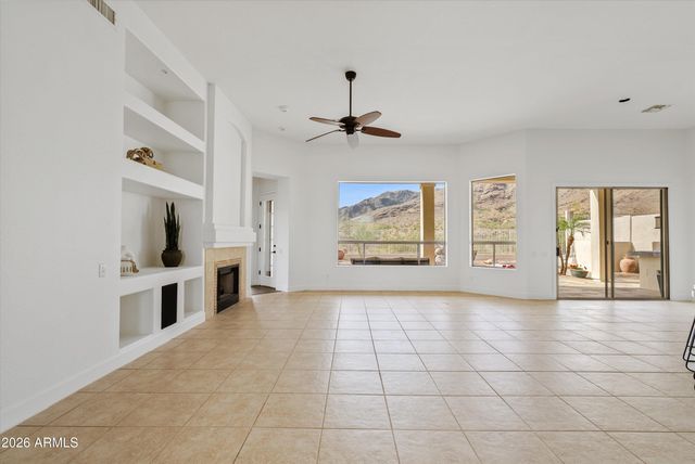 14834 S 5TH Avenue, Phoenix, AZ 85045