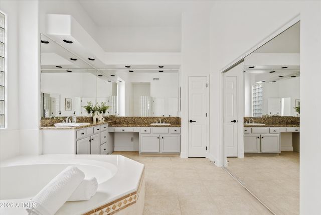 14834 S 5TH Avenue, Phoenix, AZ 85045