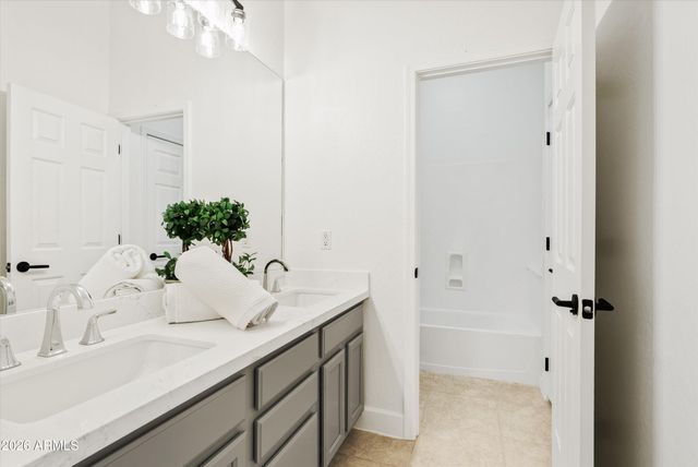 14834 S 5TH Avenue, Phoenix, AZ 85045