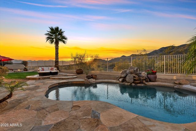 14834 S 5TH Avenue, Phoenix, AZ 85045