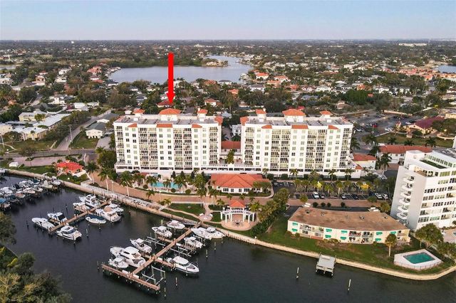 1325 SNELL ISLE BOULEVARD NE 302, St Petersburg, FL 33704