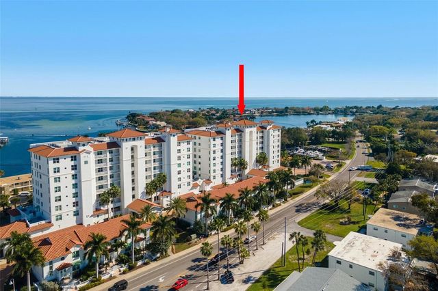 1325 SNELL ISLE BOULEVARD NE 302, St Petersburg, FL 33704