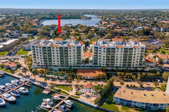 1325 SNELL ISLE BOULEVARD NE 302, St Petersburg, FL 33704