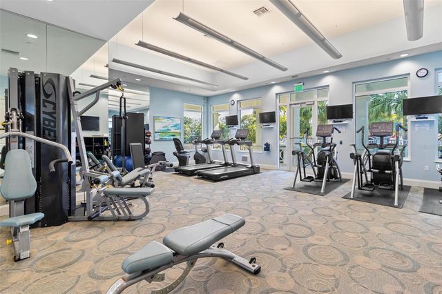 1325 SNELL ISLE BOULEVARD NE 302, St Petersburg, FL 33704