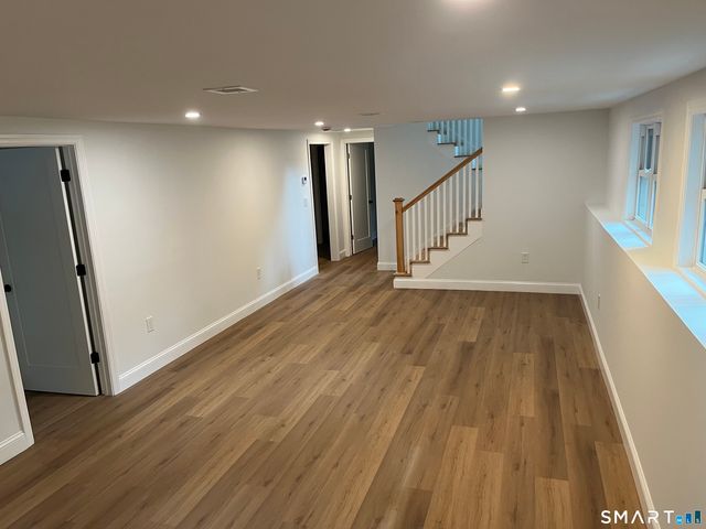 13 Willow Lane, East Lyme, CT 06333