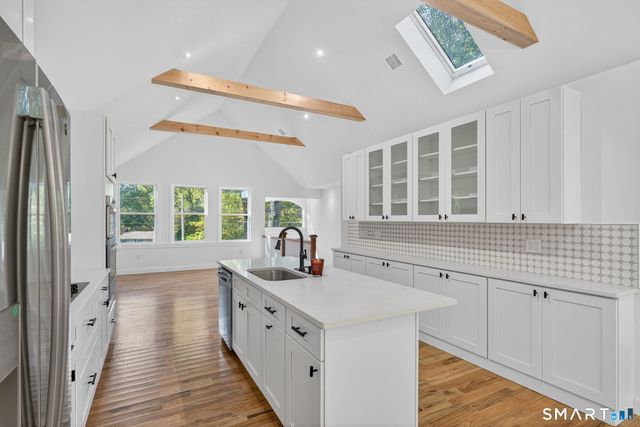 13 Willow Lane, East Lyme, CT 06333