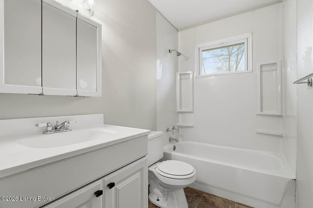 9110 Farnham Dr, Louisville, KY 40242