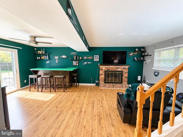8600 CATHEDRAL CIR, Philadelphia, PA 19128