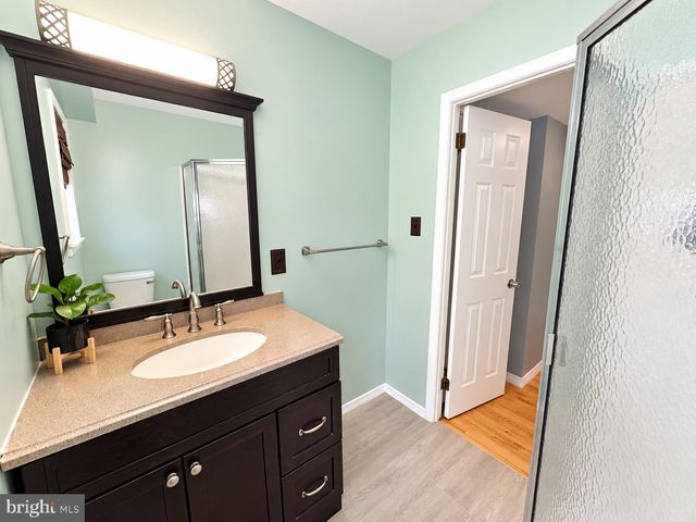 8600 CATHEDRAL CIR, Philadelphia, PA 19128