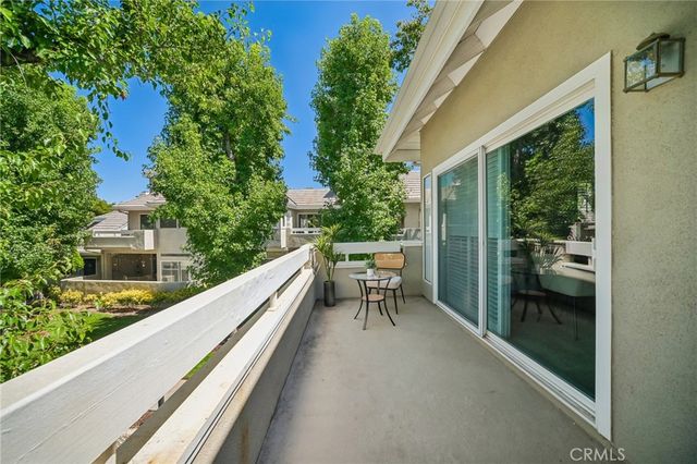 26107 Mcbean, Valencia, CA 91355