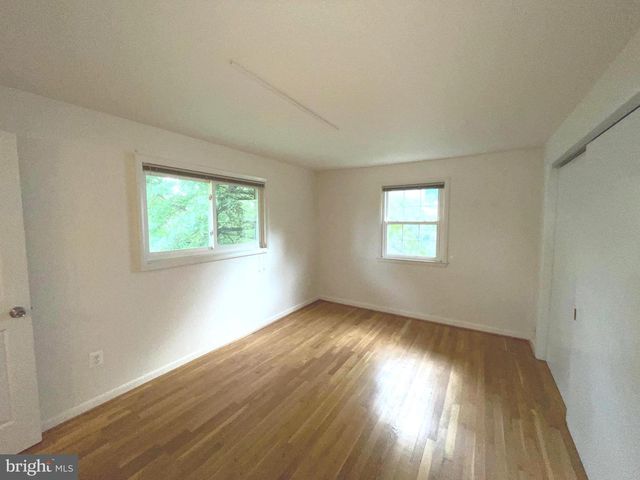 6933 TYNDALE ST, Mclean, VA 22101