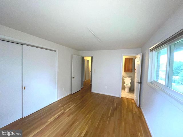 6933 TYNDALE ST, Mclean, VA 22101