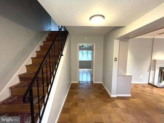 6933 TYNDALE ST, Mclean, VA 22101