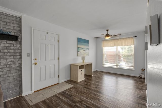 1943 Greenpoint Drive 302, Kirkwood, MO 63122