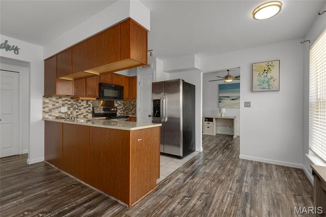 1943 Greenpoint Drive 302, Kirkwood, MO 63122