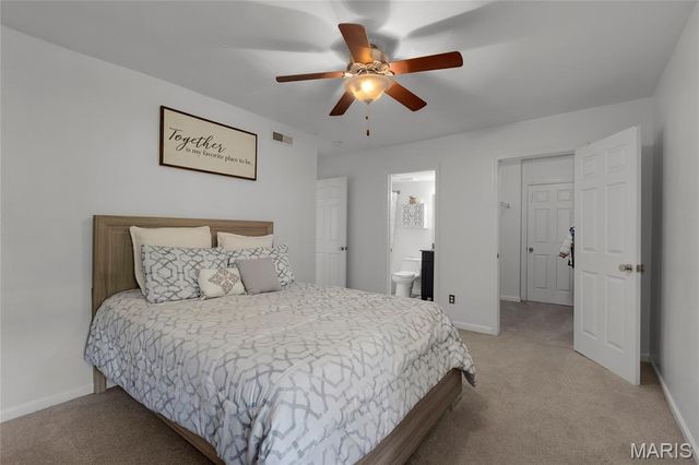 1943 Greenpoint Drive 302, Kirkwood, MO 63122