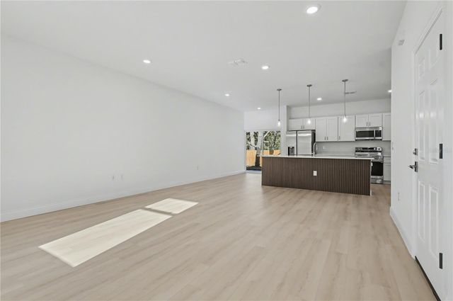 331 W BAKER PLACE, Citrus Springs, FL 34433