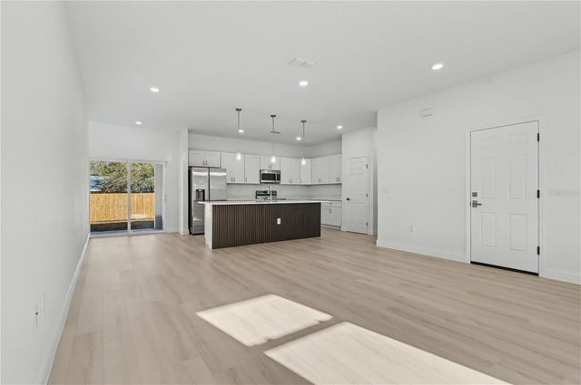 331 W BAKER PLACE, Citrus Springs, FL 34433