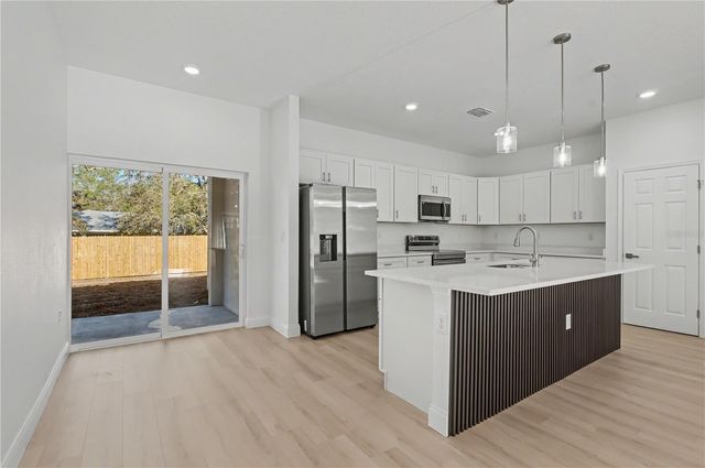 331 W BAKER PLACE, Citrus Springs, FL 34433