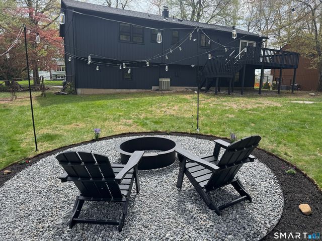 77 School House Road, Wallingford, CT 06492