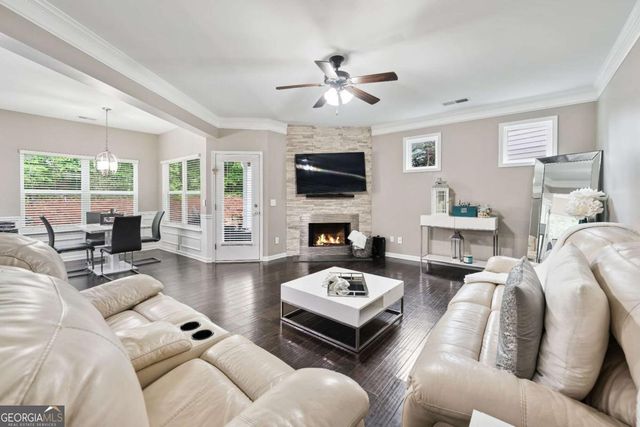 2939 Woodward Down Trail, Buford, GA 30519