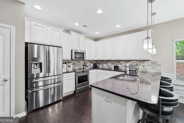 2939 Woodward Down Trail, Buford, GA 30519