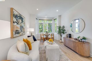 2628 Telegraph Ave 303, Berkeley, CA 94704