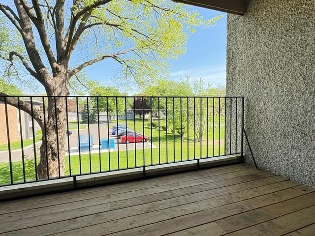 4110 RAHN Road 221, Eagan, MN 55122