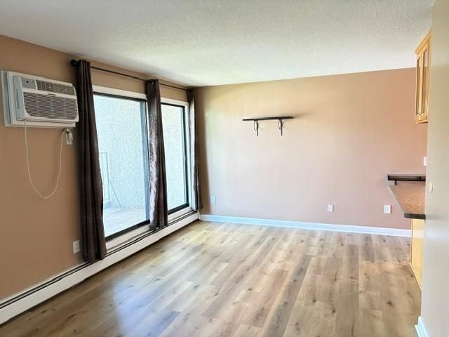 4110 RAHN Road 221, Eagan, MN 55122
