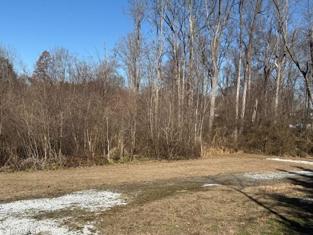 128 Oak Tree Drive, Mocksville, NC 27028