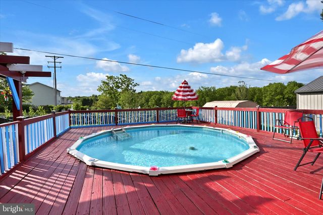 3269 NIGHT IN GALE DR, Dover, PA 17315