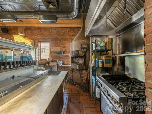 44 Church Street, Waynesville, NC 28786