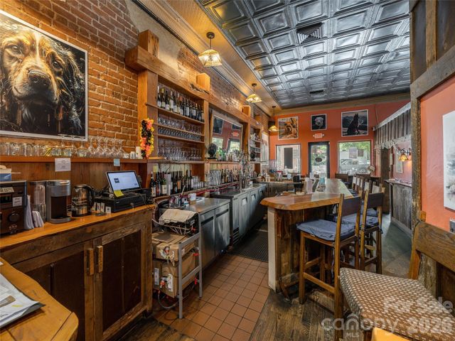 44 Church Street, Waynesville, NC 28786