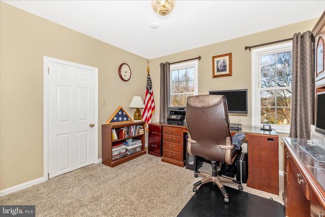 11110 MAHOGANY DR, Hagerstown, MD 21742