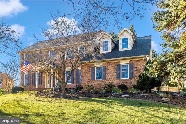 11110 MAHOGANY DR, Hagerstown, MD 21742